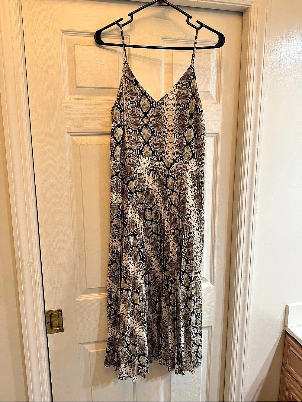 Banana Republic Snake Print Midi Dress Size 8 Like New
